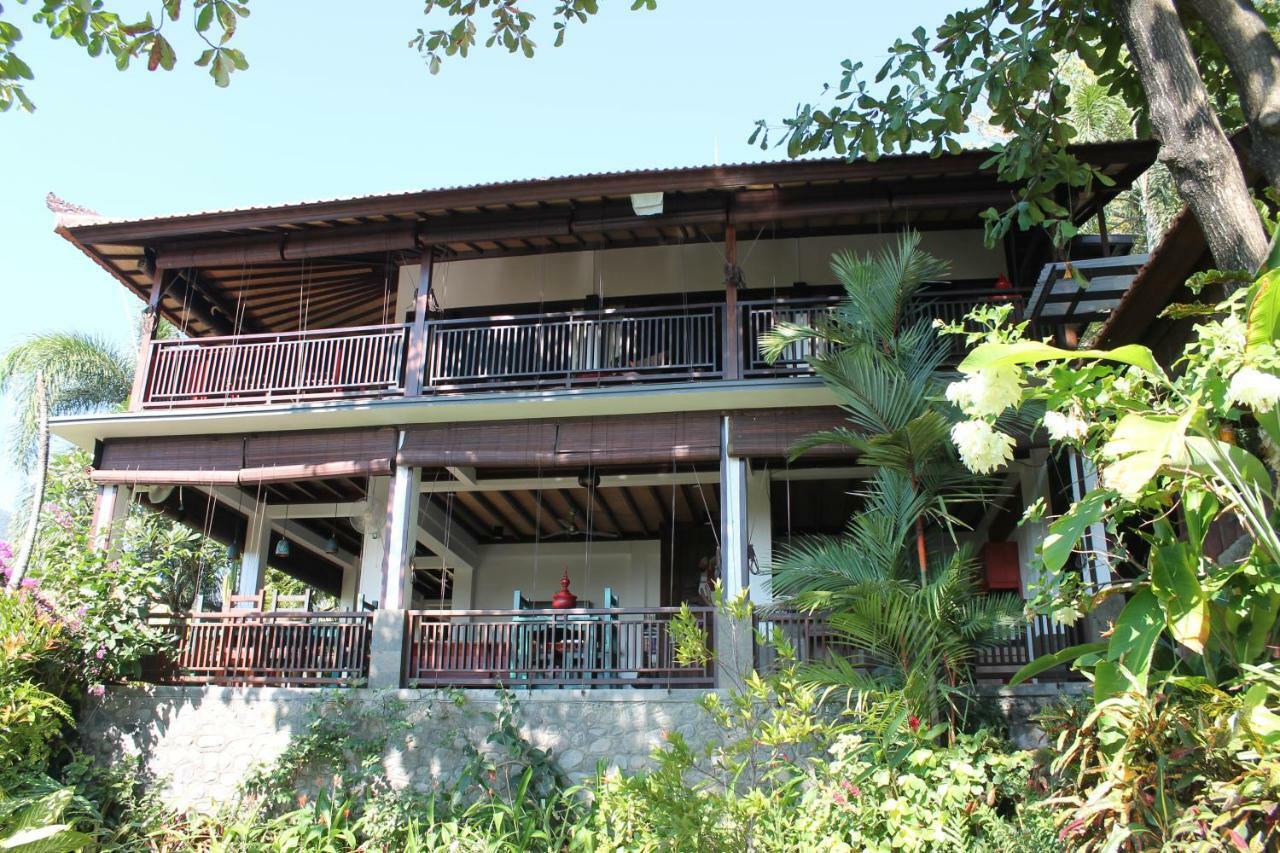 Villa Bukit Malas อาเม็ด ภายนอก รูปภาพ