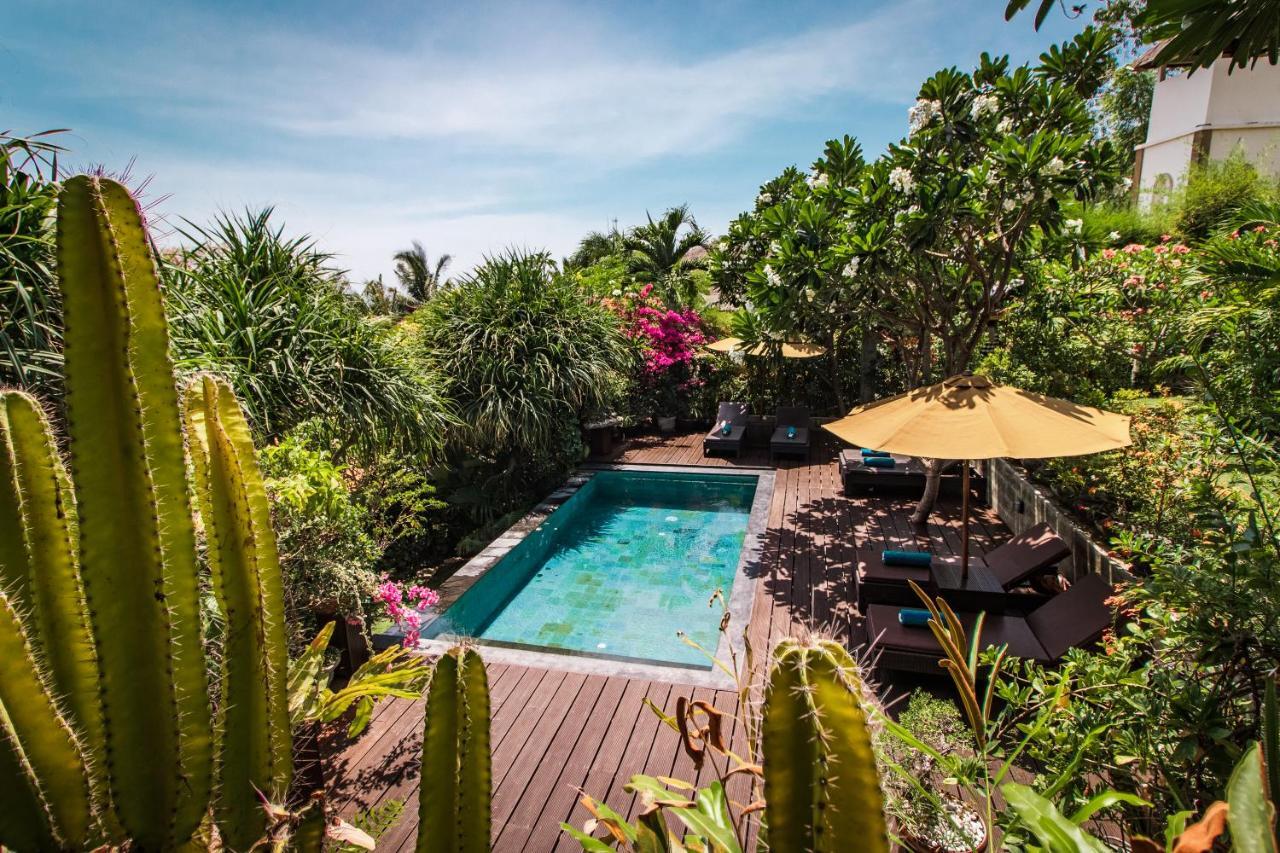 Villa Bukit Malas อาเม็ด ภายนอก รูปภาพ