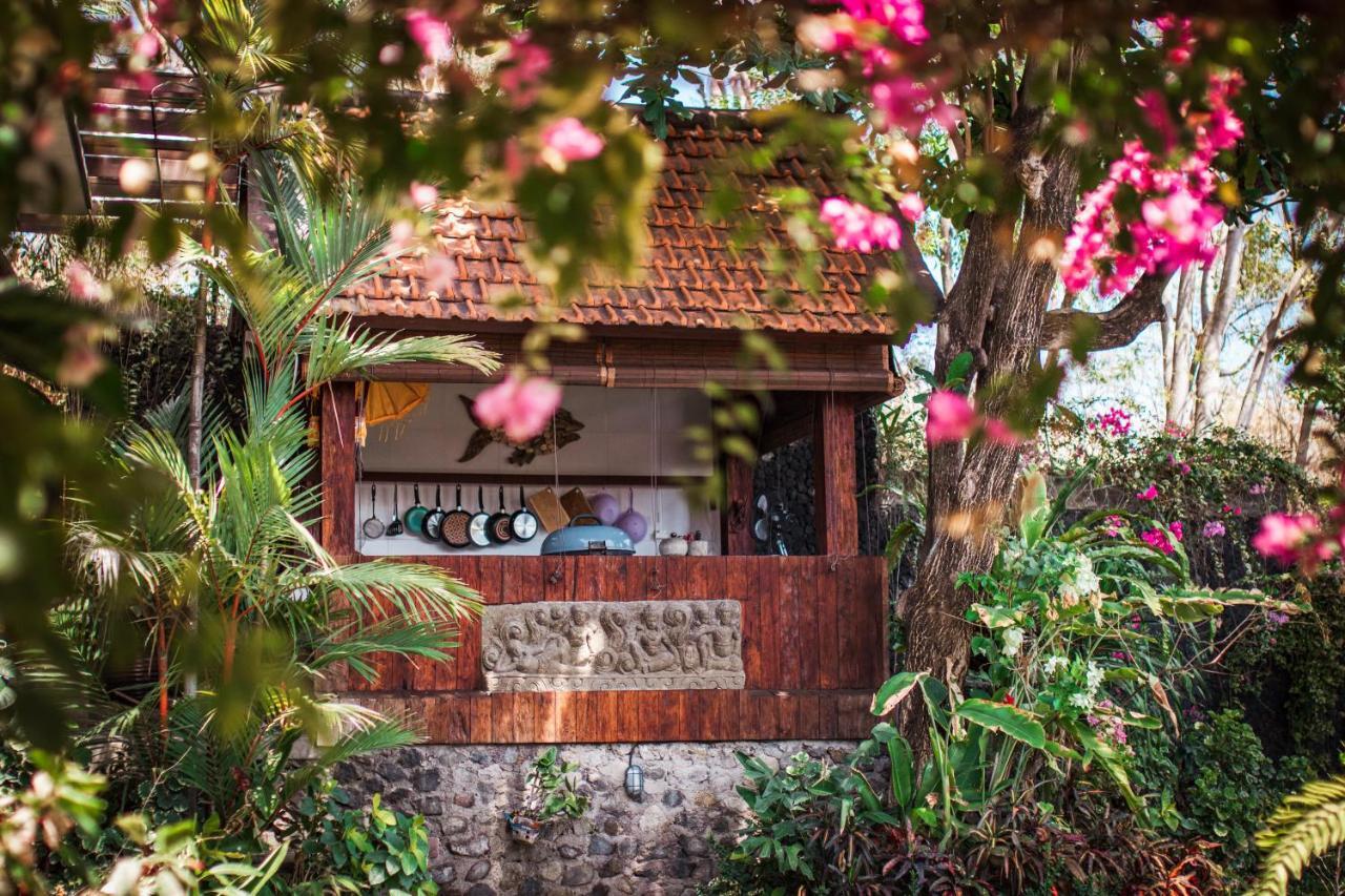 Villa Bukit Malas อาเม็ด ภายนอก รูปภาพ
